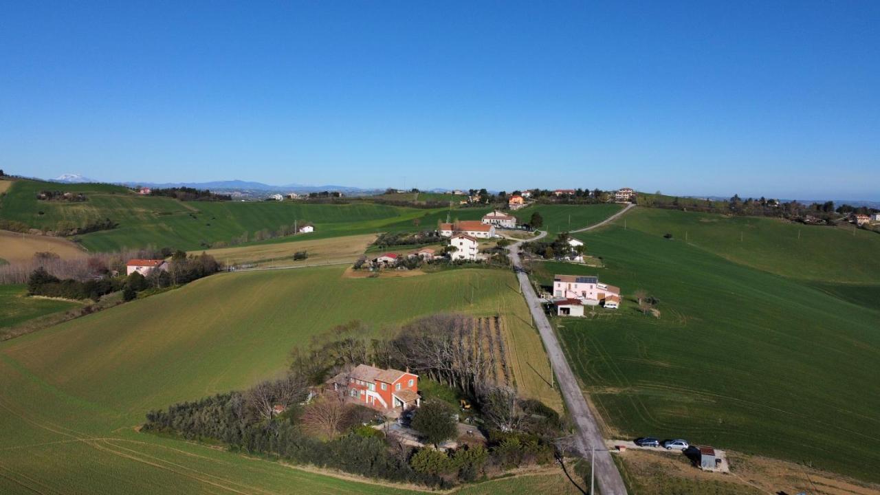 Villa Lemarche B&B Rustico Luaran gambar