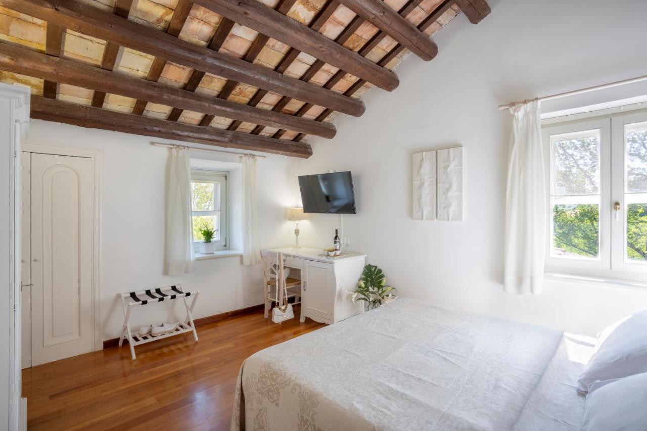 Villa Lemarche B&B Rustico Luaran gambar