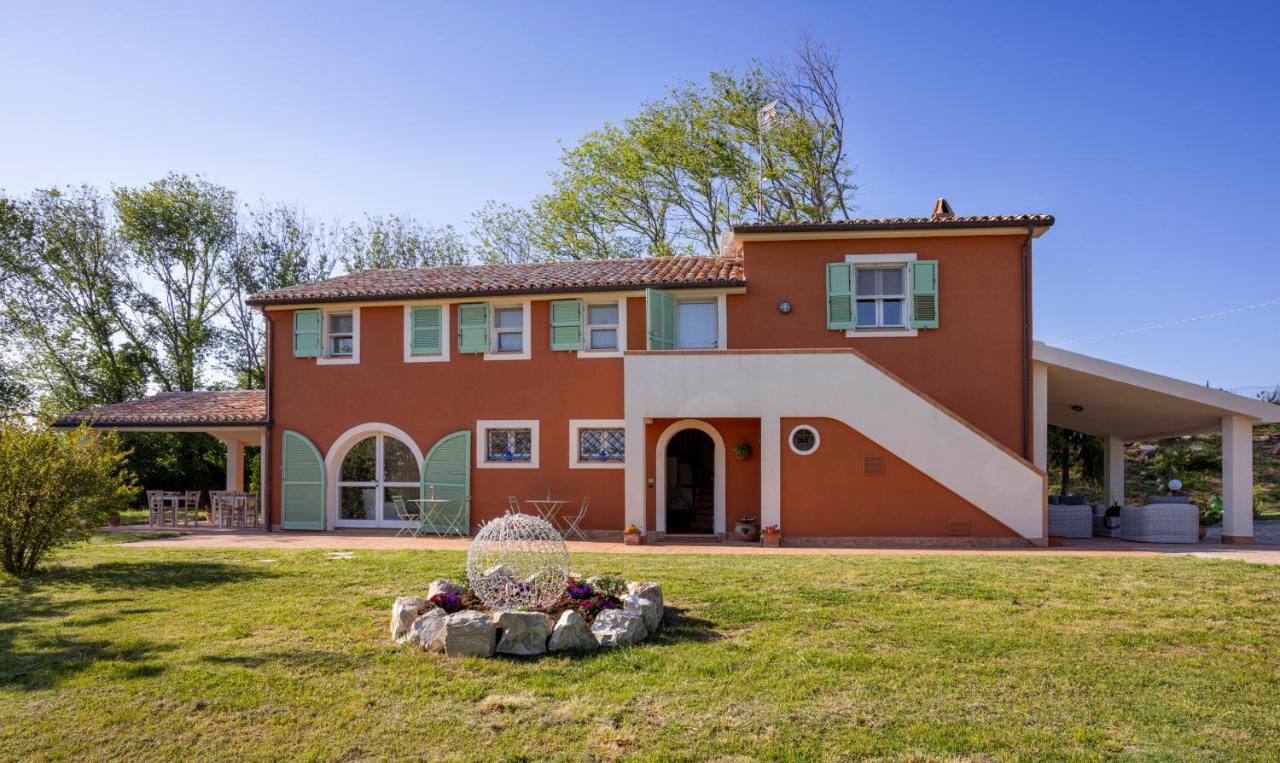 Villa Lemarche B&B Rustico Luaran gambar