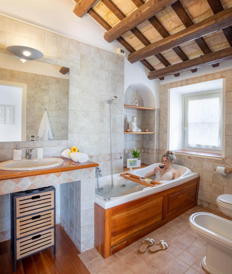 Villa Lemarche B&B Rustico Luaran gambar