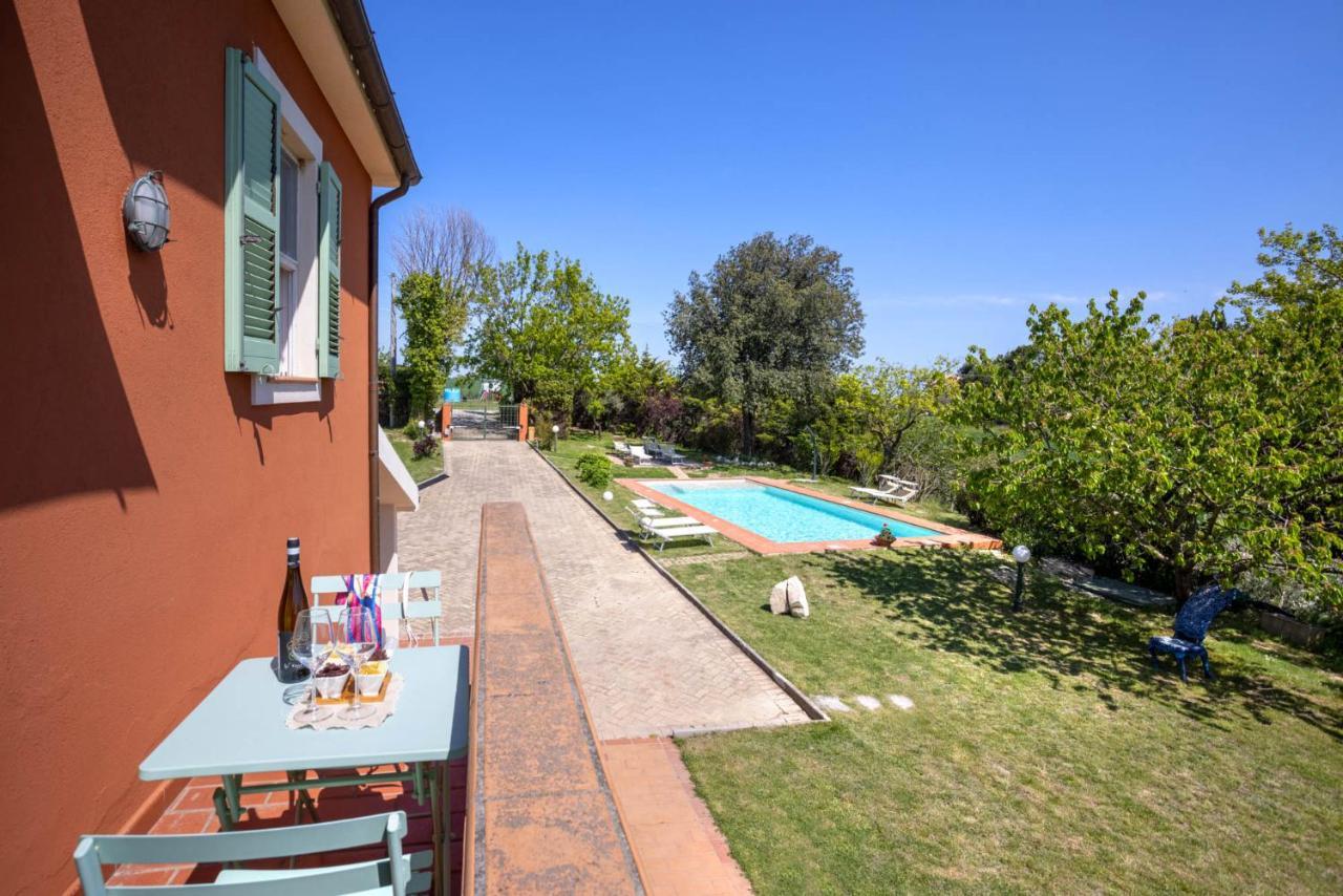 Villa Lemarche B&B Rustico Luaran gambar